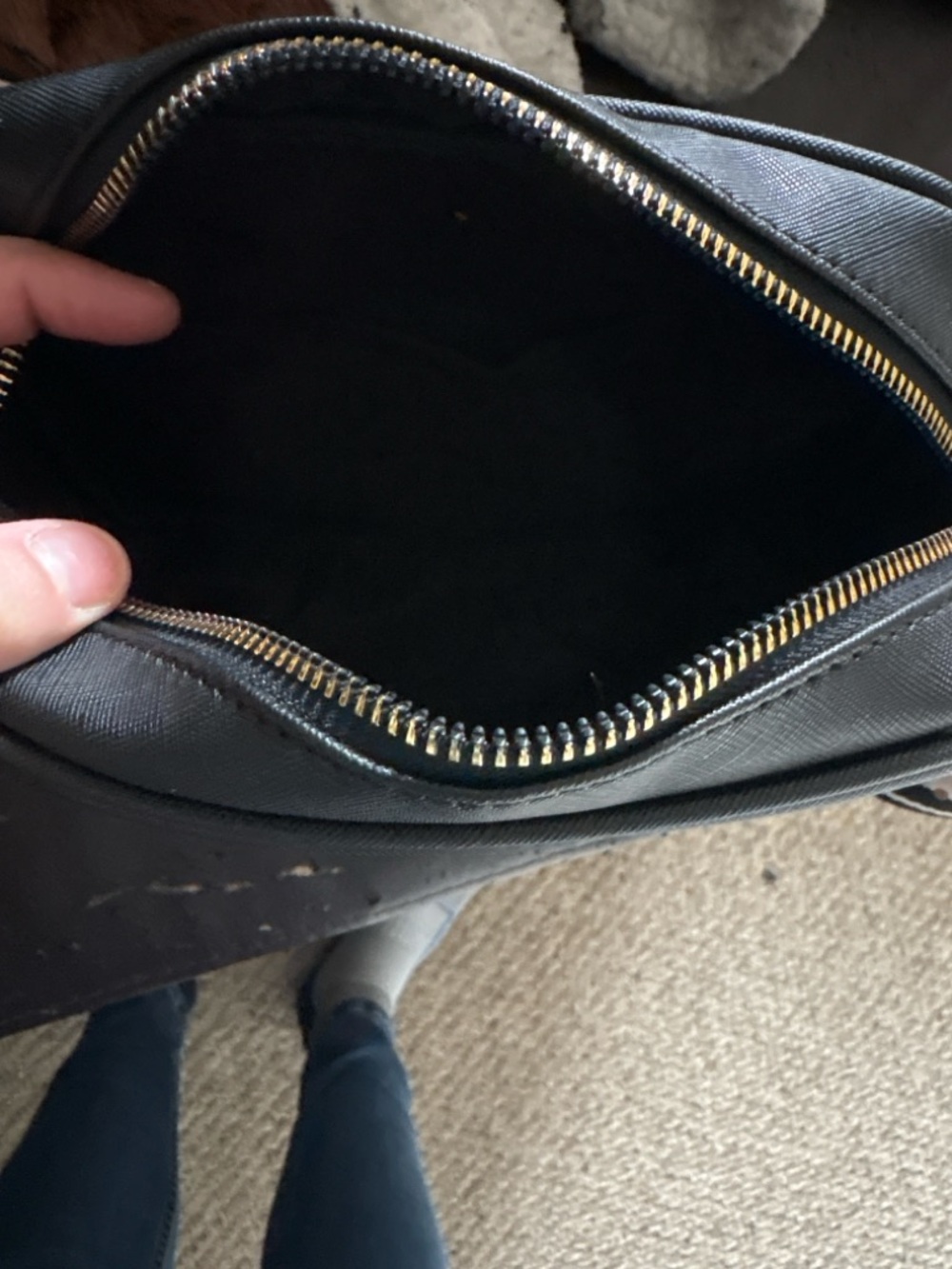 U.S. Polo Assn. Black Crossbody Belt Bag with Gold Logo - Picture 2 of 5